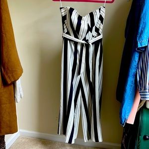H&M stripped strapless junpsuit